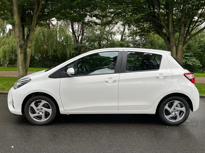 Toyota Yaris 5-dörrar 1.5 VVT-iE 111hk B-kamera Lane Assist