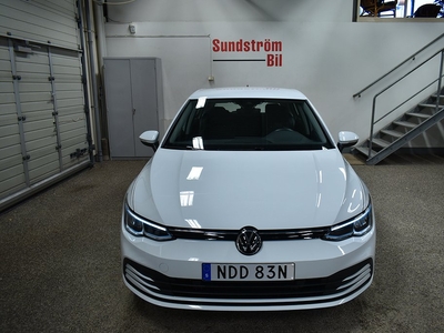 Volkswagen Golf 1.0 eTSI 110hk Life Kamera/Vinterhjul DSG