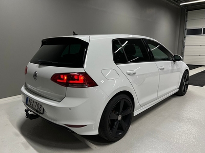 Volkswagen Golf 5-dr 1.4 TSI 150hk R-Line B-kam Pano Drag Eu6