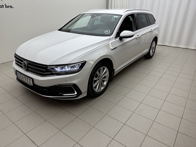 Volkswagen Passat Sportscombi GTE GTE/DRAGPKT/NAV/ELBAKLUCKA