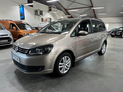 Volkswagen Touran 2.0 TDI DSG 7-Sits 140hk Panorama Navi