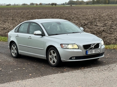 Volvo S40 D2 SKINN / FULLSERVAD / NYBES