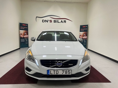 Volvo S60 D2 Momentum, R-Design Euro 5