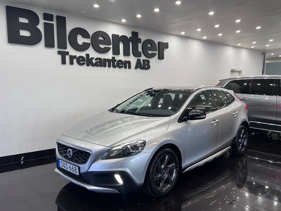 Volvo V40 Cross Country D3 Manuell, 150hk, Navi*Panorama*VoC