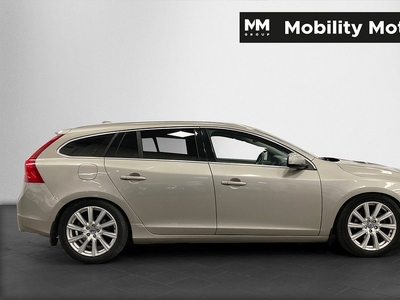 Volvo V60 D4 Summum Euro 6 Värmare VOC PDC