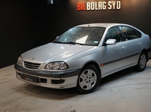 Toyota Avensis Liftback 1.8//Endast 13.000Mil//