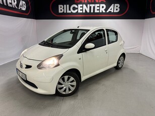 Toyota Aygo 5-dörrar 1.0 VVT-i Ny besiktad Låg årsskatt SoV