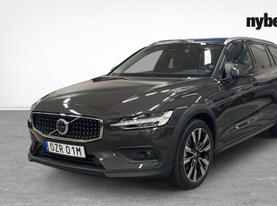 Volvo V60Cross Country B5 AWD Bensin Plus 2024, Kombi