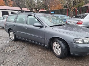 Volvo V702.4 Euro 4 2004, Kombi