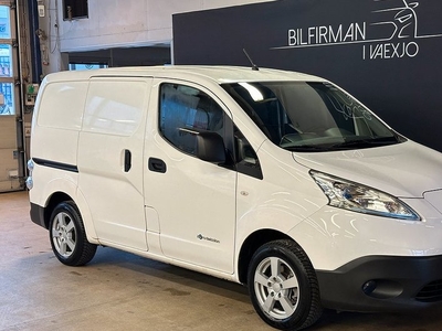 Nissan e-NV20024 kWh , Dragkrok 2017, Minibuss