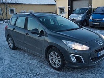 Peugeot 308 SW 1.6 VTi 8500mil drag värmare