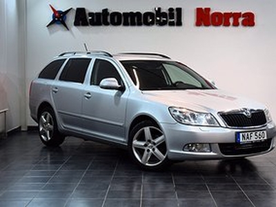 Skoda Octavia Kombi 1.6 TDI 105hk Elegance Navi Drag Nyservad