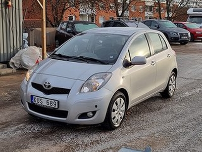 Toyota Yaris 5-dörrar 1.33 Dual VVT-i 101hk Värmare Nybes