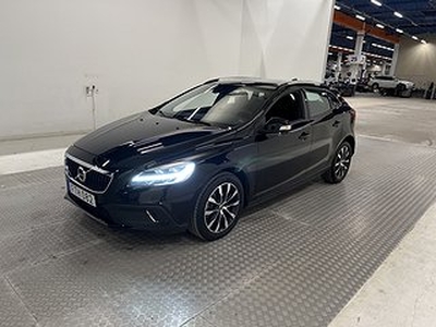 Volvo V40 Cross Country T3 152hk Kinetic VOC Värm Drag LED