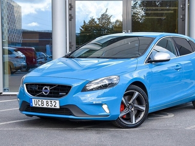 Volvo V40D3 AUT R-Design Navi VoC Lågmil 2014, Kombi