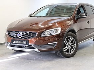 Volvo V60 Cross Country D4 AWD Geartronic Momentum, Classic