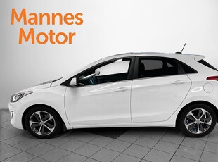 Hyundai i30 5-dörrar 1.6 GDI Go Edition NAV Kamera