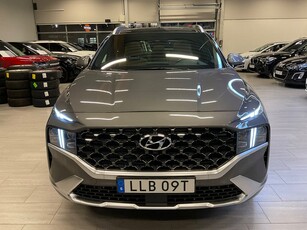 Hyundai Santa Fe PHEV Advanced Luxury Pack 7 sits