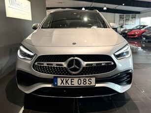 Mercedes-Benz GLA 250 e AMG Värmare Drag Panorama