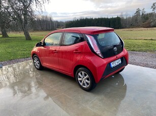 Toyota Aygo 5-dörrar 1.0 VVT-i X-PLAY Touch Euro 6