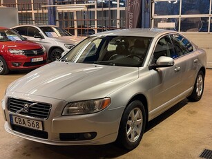 Volvo S80 2.5T Geartronic Momentum *1 ÄGARE, Helläder, Drag*