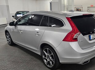 Volvo V60 D4 Ocean Race Euro 6 Black week pris 159.900:-