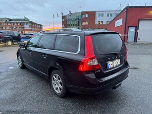 Volvo V70 T4 Powershift Summum