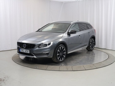 Volvo V60 Cross Country D4 AWD