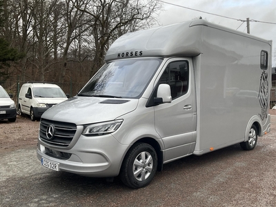 Mercedes Sprinter 215 CDI FAXE Hästtransport