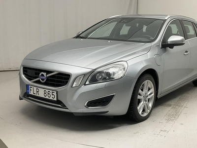 Volvo V60 D6 AWD Plug-in Hybrid (215hk)