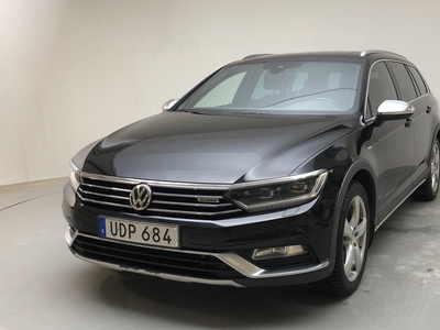 VW Passat Alltrack 2.0 TDI Sportscombi 4MOTION (240hk)