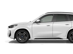 BMW iX1 xDrive30 M Sport 19