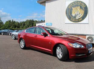 Jaguar XF 2.7 V6, vacker+MYCKET bra skick, nyservad