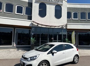 Kia Rio5-dörrar 1.2 CVVT GLS INVIGNINGS- RÄNTA 2013, Halvkombi