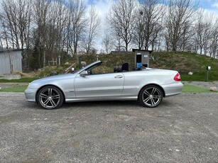 Mercedes-Benz CLK 320 Cab Aut Avantgarde NAVI 19 tum Alu