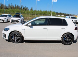 Volkswagen Golf GTE 1.4 TSI Euro 6 P-Värmare Dragpaket