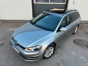 Volkswagen Golf Sportscombi 1.6 TDI Panorama Drag Kamera 110hk