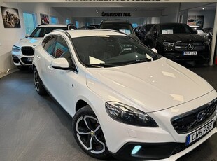 Volvo V40Cross Country D3 Aut VOC Momentum Ocean Race 2015, Kombi