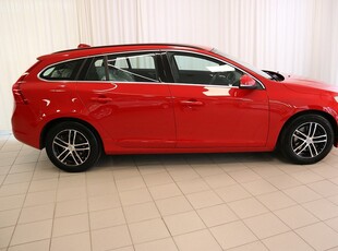 Volvo V60 D4 AWD Geartronic Momentum