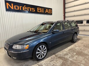 Volvo V70 2.4 170Hk Automat Summum