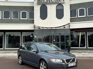 Volvo V702.4D Kinetic Euro 4 INVIGNINGS- RÄNTA 2008, Kombi