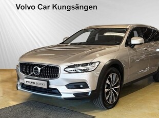 Volvo V90Cross Country B4 AWD Diesel Plus 360kamera 4zonklimat 2023, Kombi