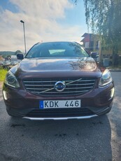 Volvo XC60 Summum VOC Skinn/Drag Sv-Såld