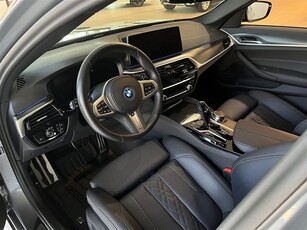 BMW 530e 5-serie xDrive Touring M Sport Connected Drag HiFi Aktiv Fartpil