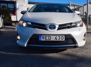 Toyota Auris Hybrid e-CVT Euro 5 Panorama Skinn B-Kamera