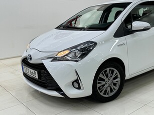 Toyota Yaris Hybrid e-CVT Eu6/NyServ/NyBes/L-Assis/MomsBil/