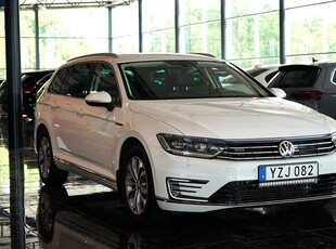 Volkswagen Passat Sportscombi GTE Executive Business Drag