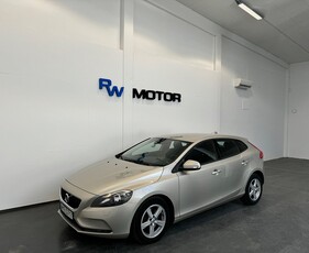 Volvo V40 T2 122hk VOC Värmare P-sensor BT