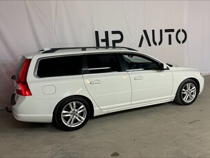 Volvo V70 D4 163hk Momentum DE Skinn Drag Automat VOC