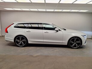 Volvo V90 D4 R-Design